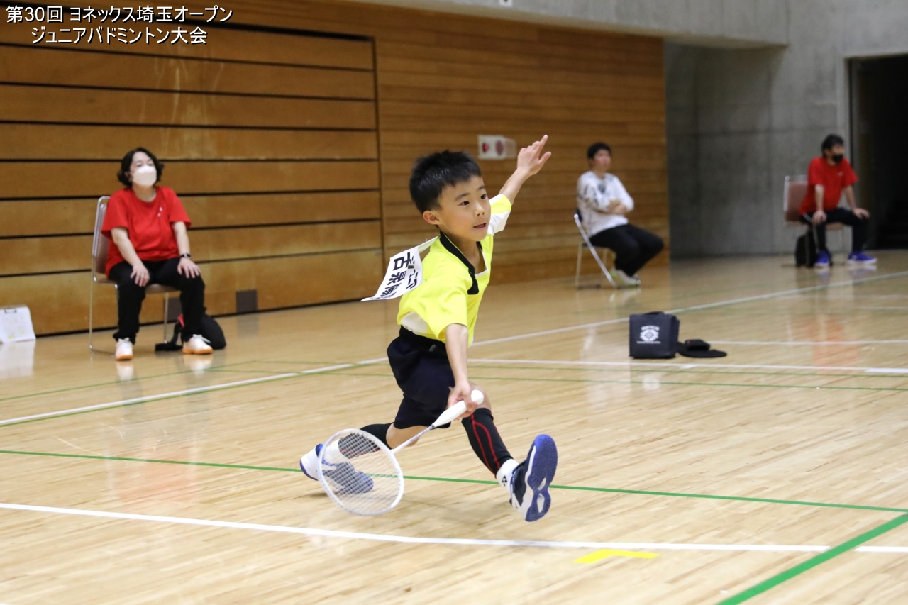 第30回 ヨネックス埼玉オープンジュニアバドミントン大会 決勝戦プレー写真