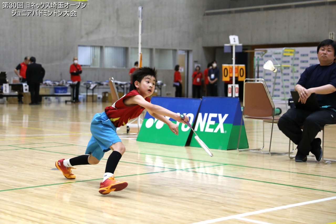 第30回 ヨネックス埼玉オープンジュニアバドミントン大会 決勝戦プレー写真