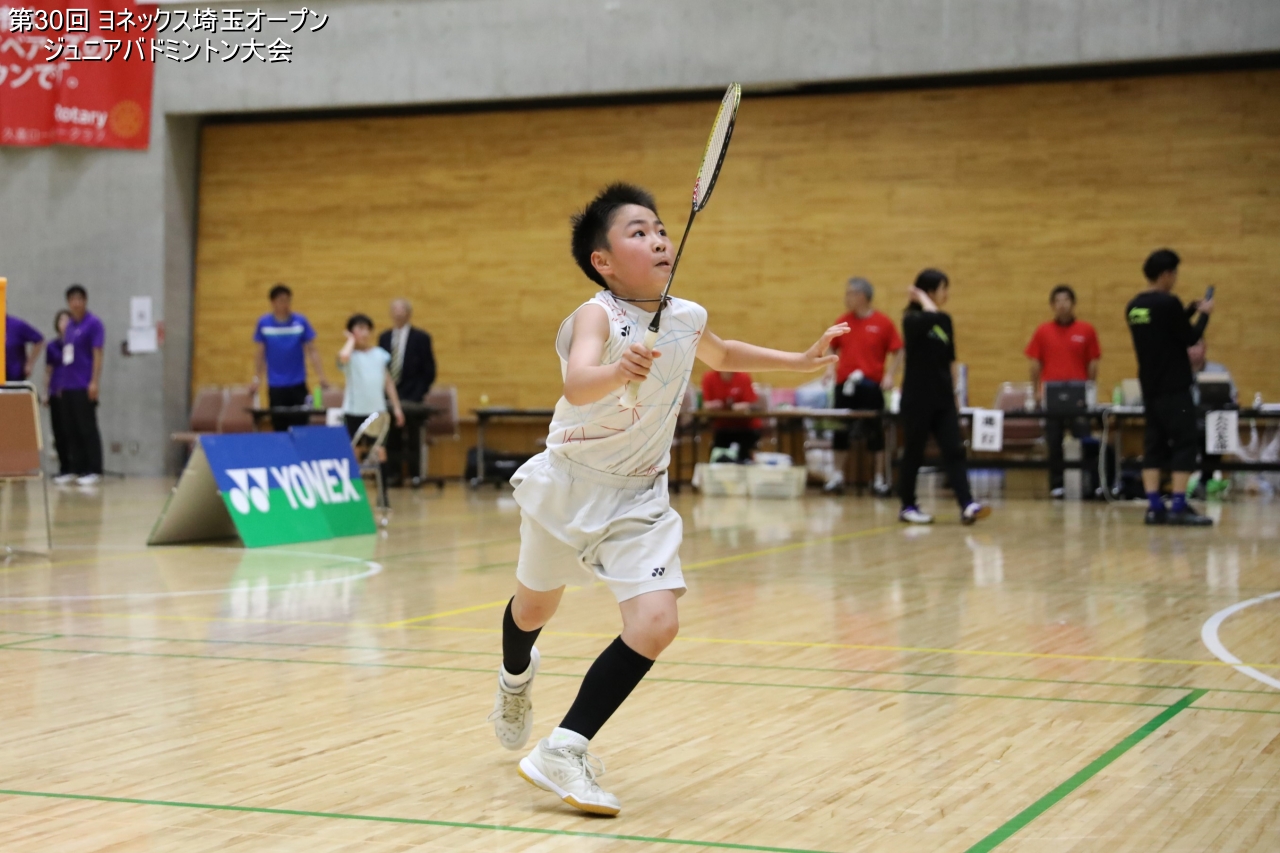 第30回 ヨネックス埼玉オープンジュニアバドミントン大会 決勝戦プレー写真
