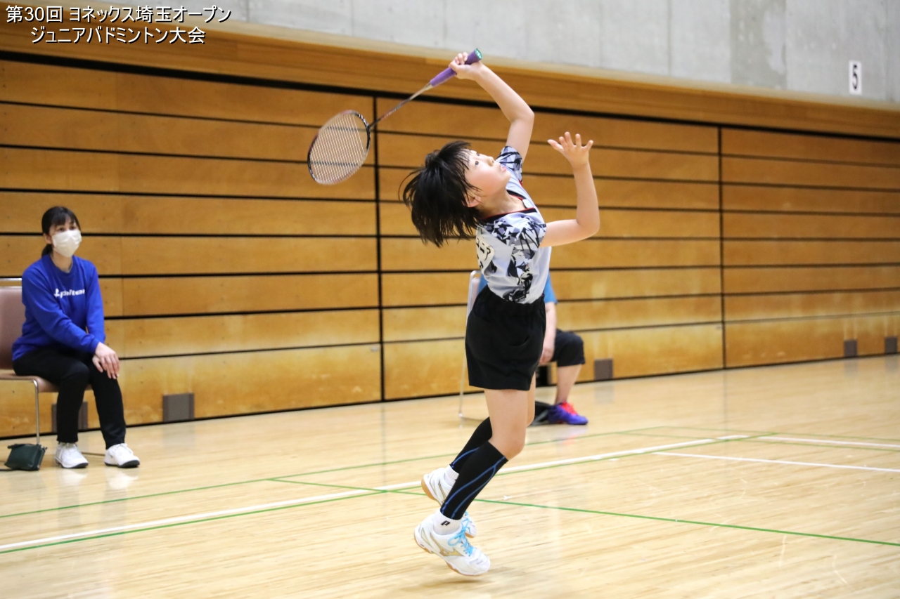 第30回 ヨネックス埼玉オープンジュニアバドミントン大会 決勝戦プレー写真